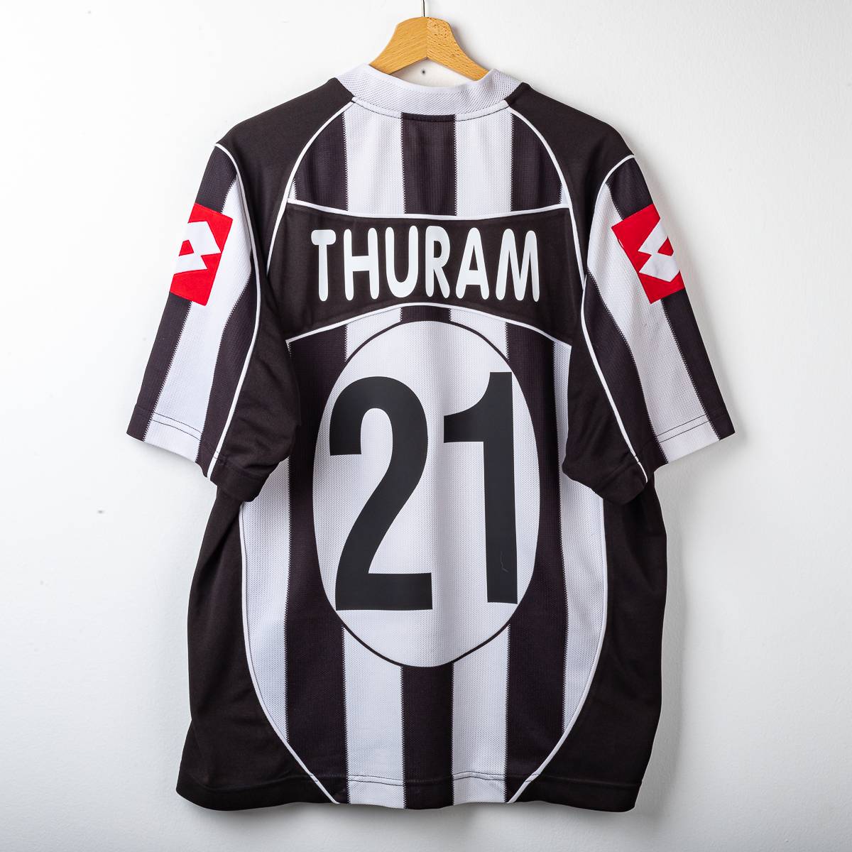 Maglia Home Juventus Lotto Fastweb Thuram 21 2002/2003