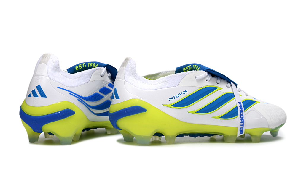 SCARPE DA CALCIO PREDATOR ELITE CON LINGUETTA RIPIEGABILE PER SUPERFICI IN ERBA ARTIFICIALE